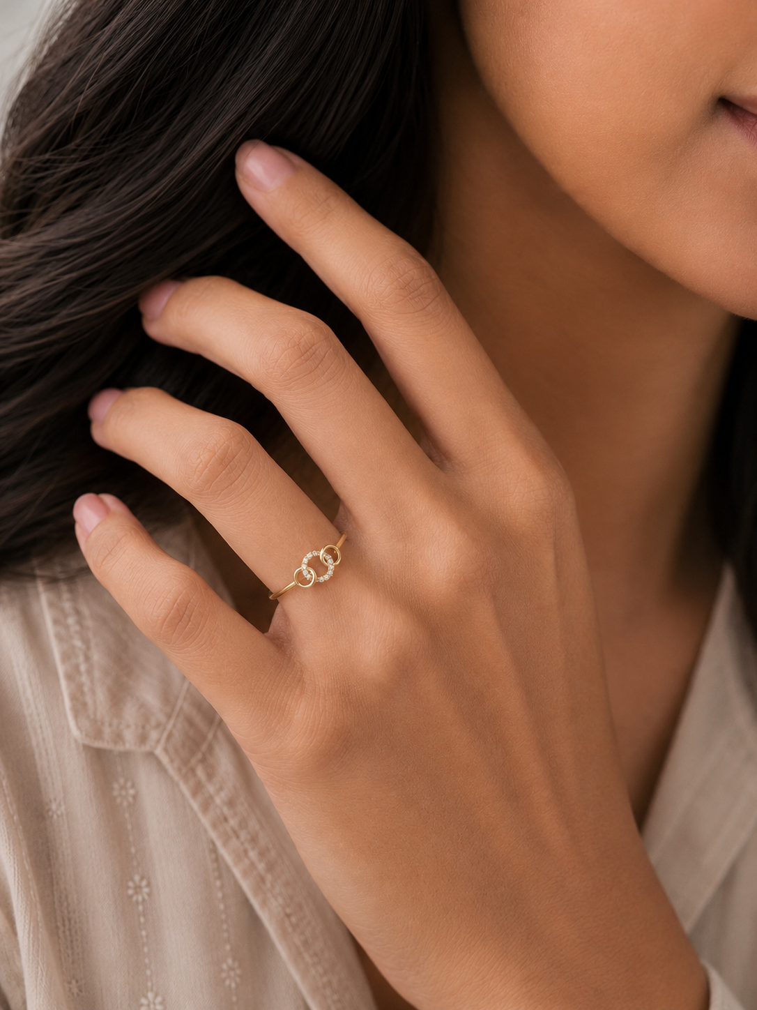 Aura Circle Diamond Ring